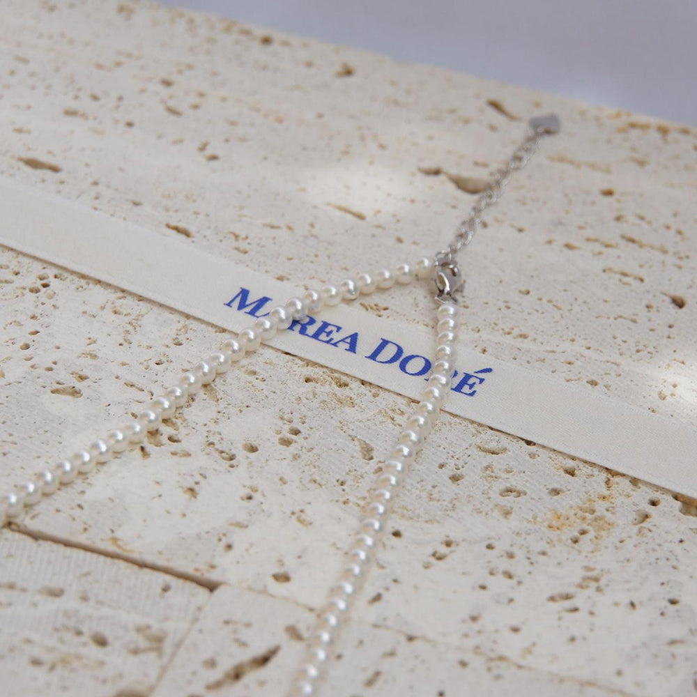 Lumière Pearl Necklace